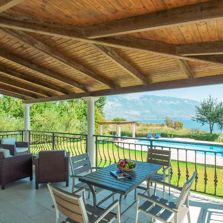 Neptune * Livathos (Kefalonia)