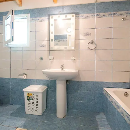 Neptune Livathos (Kefalonia)